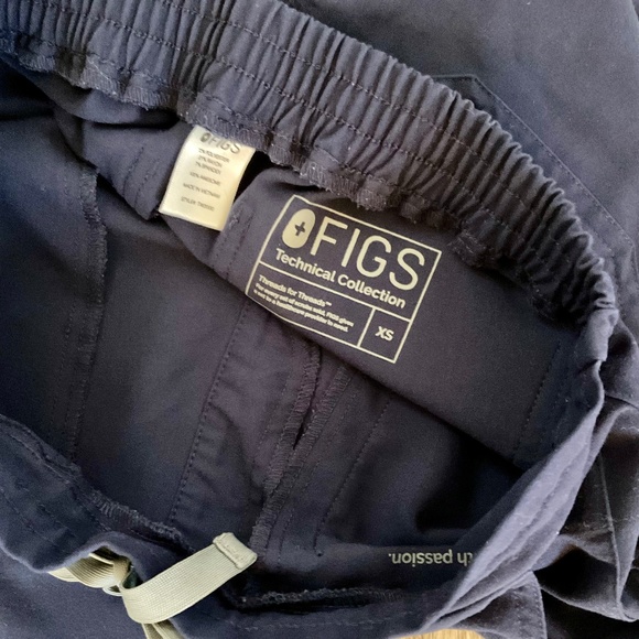 FIGS Yola Skinny Scrub Pants, Classic Navy, Size XS - Picture 5 of 5